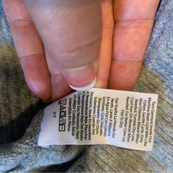 Gray Cowlneck Sweater size large 12/14 New with tags - Picture 6 of 6